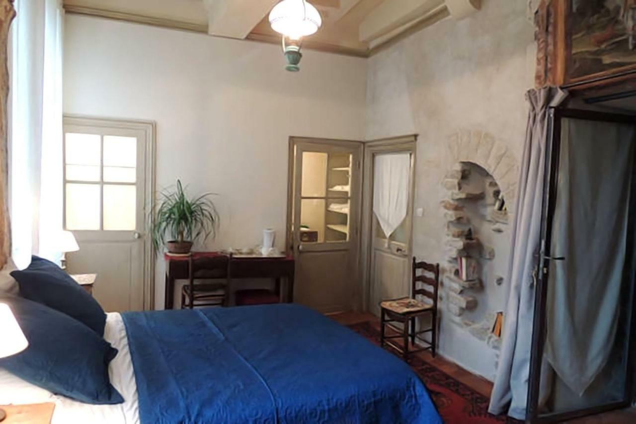 Maison Romane 1136 คลูนี ภายนอก รูปภาพ