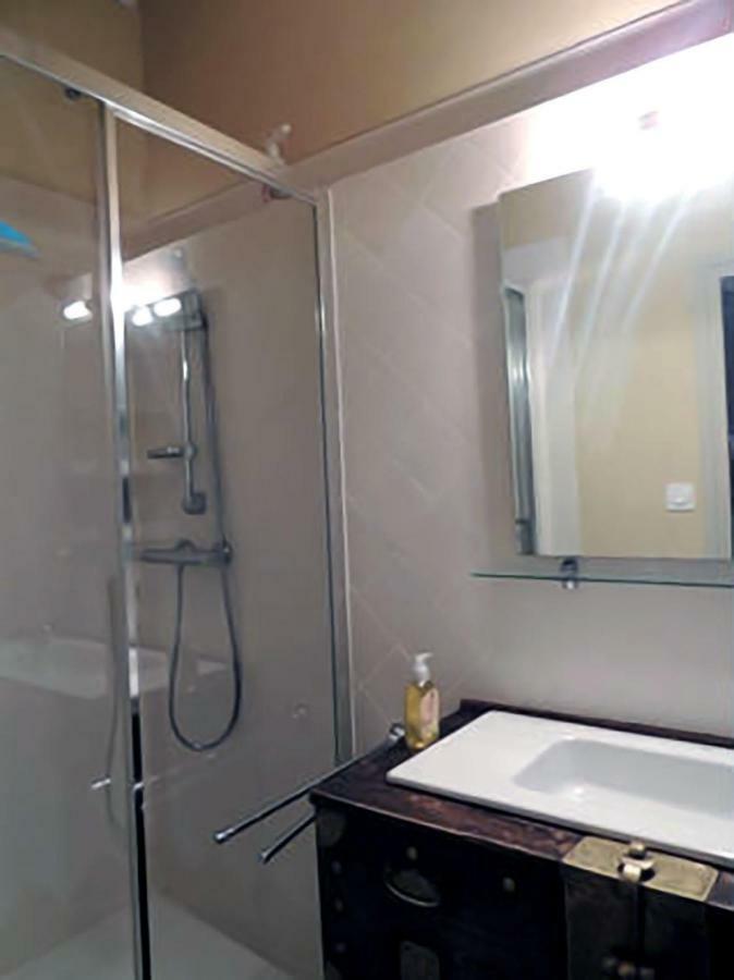 Maison Romane 1136 คลูนี ภายนอก รูปภาพ