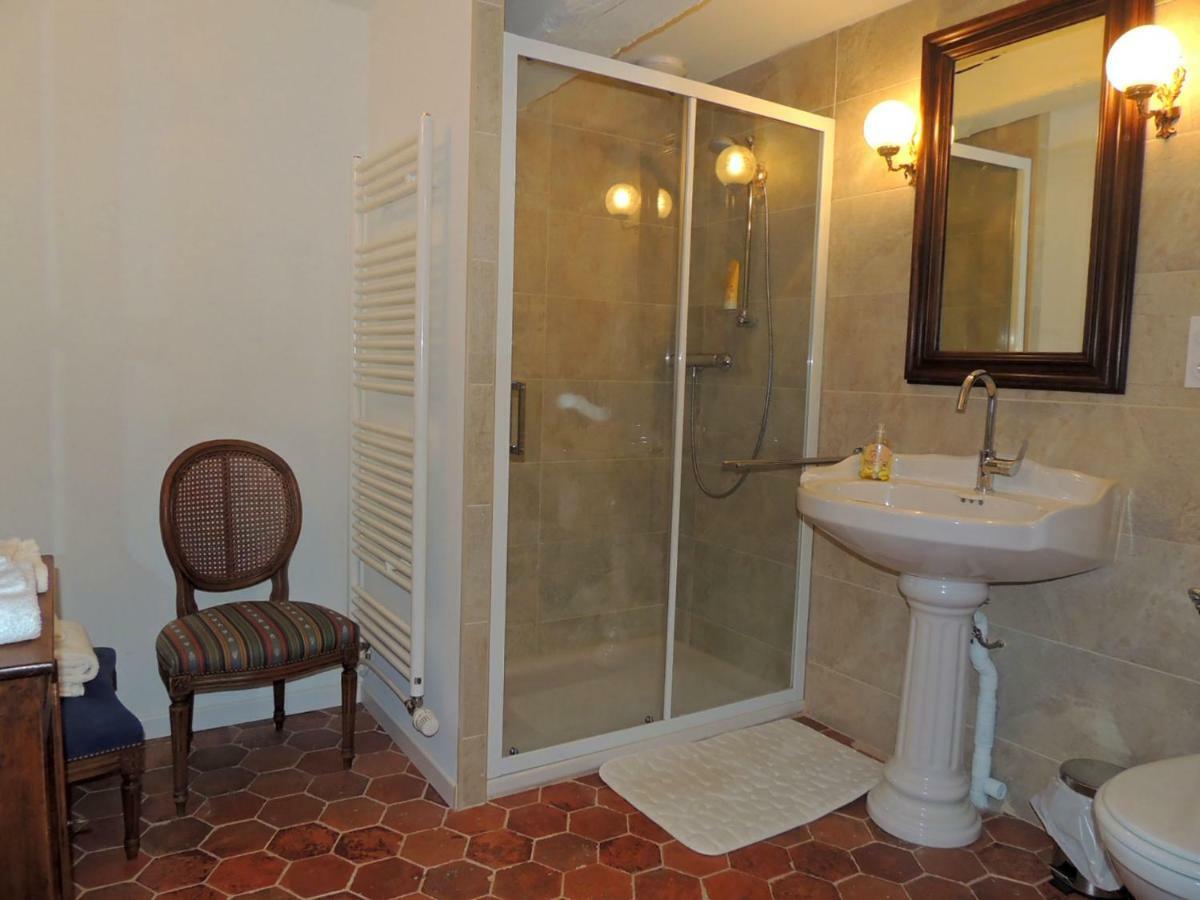 Maison Romane 1136 คลูนี ภายนอก รูปภาพ
